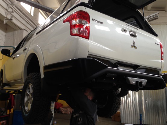 Mitsubishi L200 2015+ (05.2017)